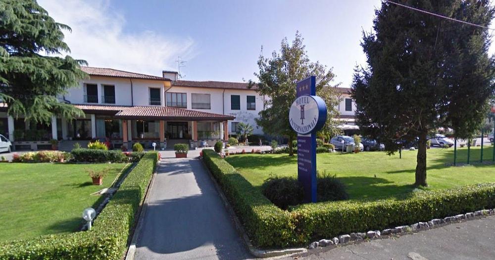 Hotel Internazionale Gorizia Exteriör bild