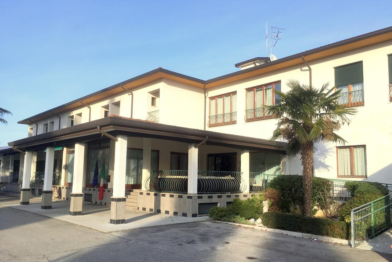 Hotel Internazionale Gorizia Exteriör bild