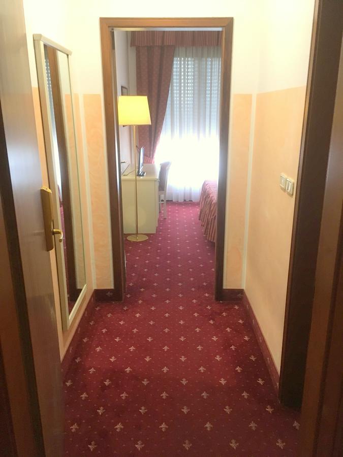 Hotel Internazionale Gorizia Exteriör bild