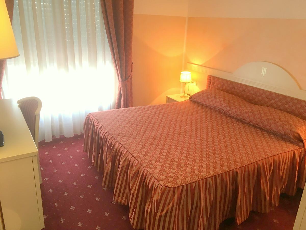 Hotel Internazionale Gorizia Exteriör bild