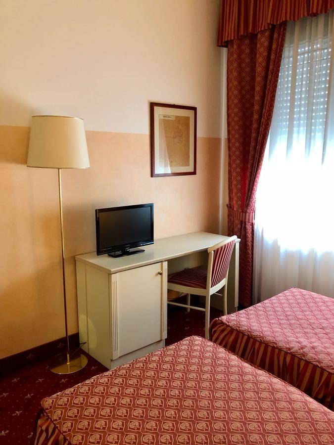 Hotel Internazionale Gorizia Exteriör bild
